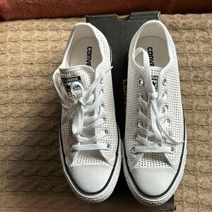 Converse Laser Cut LaceUp sneakers size 9